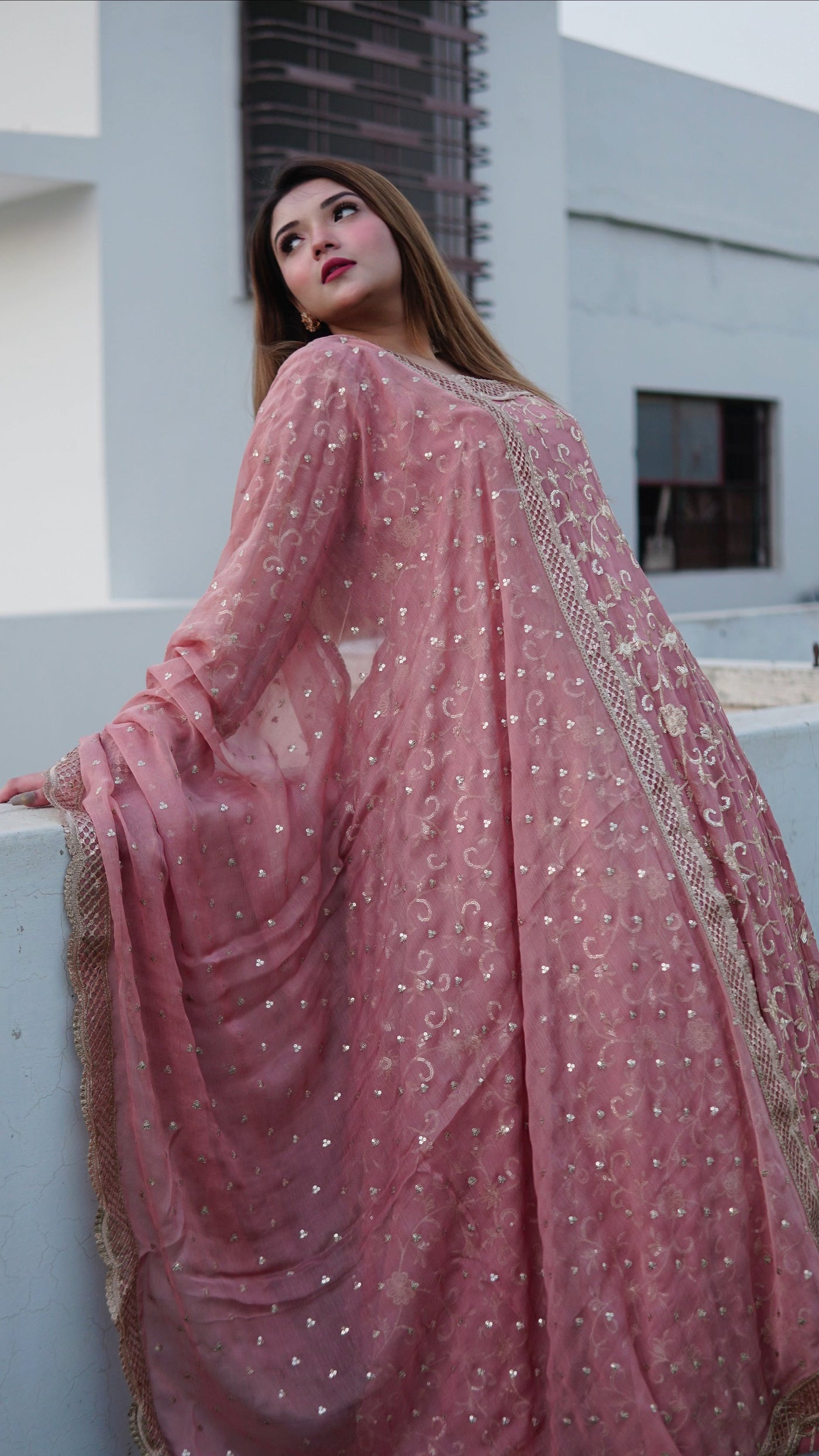 Golden sequence work peach maxi