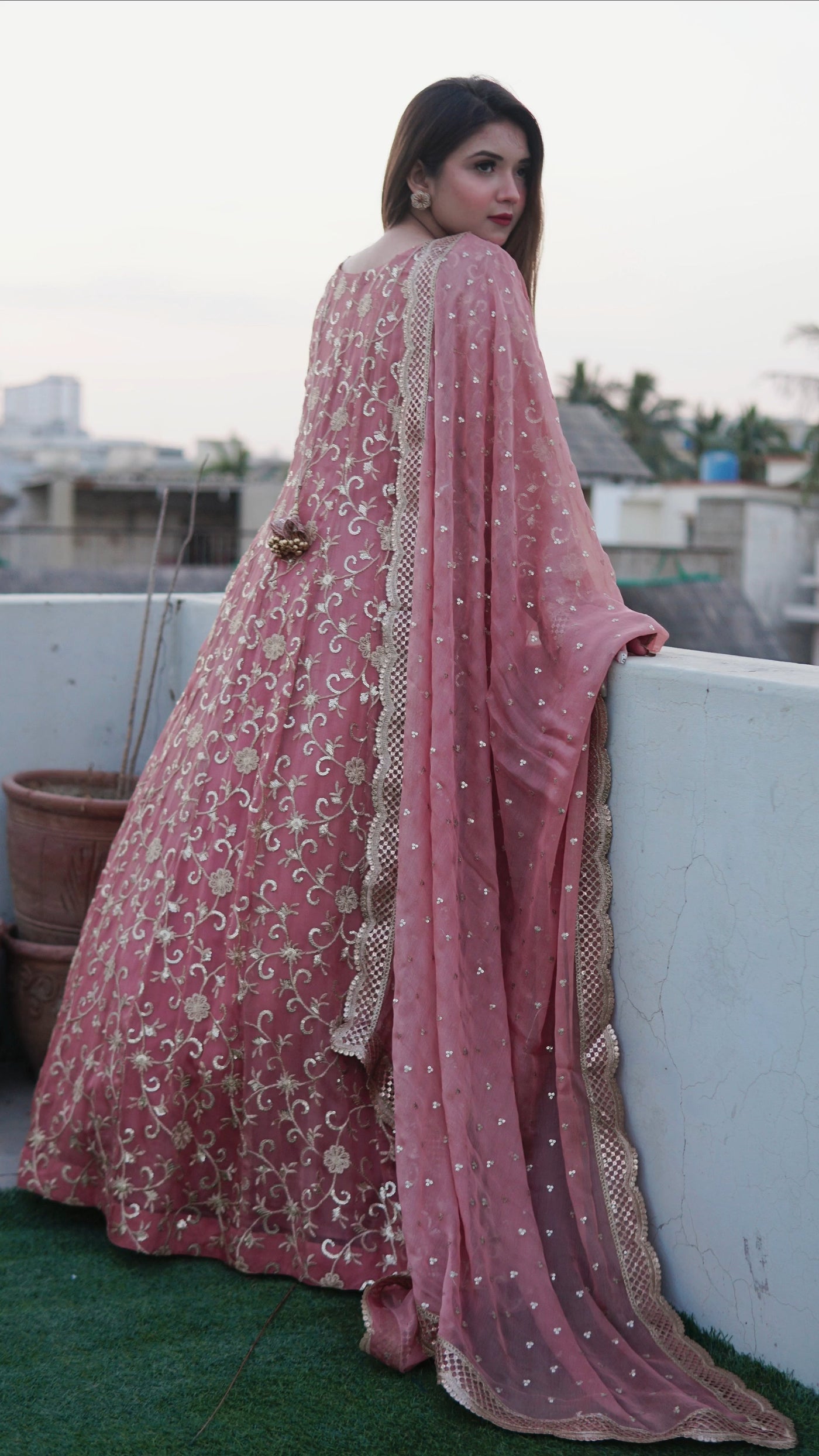 Golden sequence work peach maxi