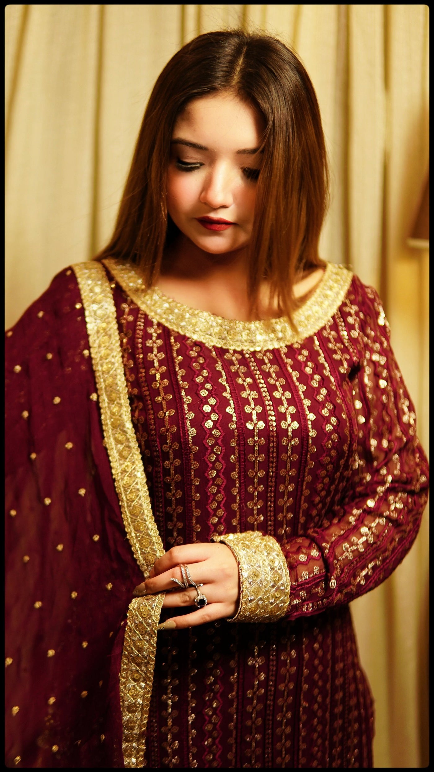 Maroon Gharara